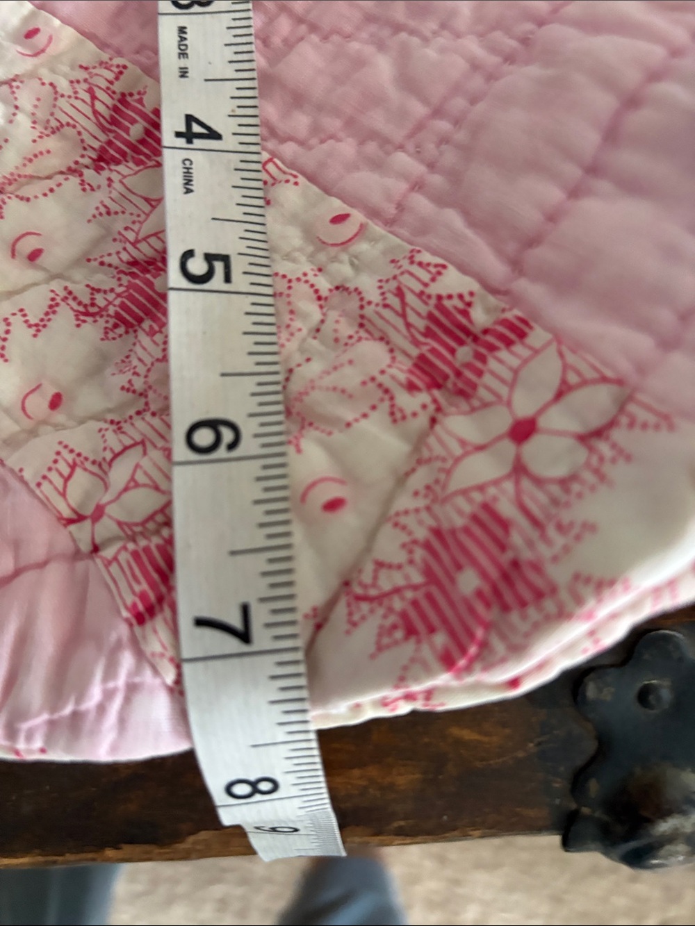 Vintage Hamdmade Pink Quilted Floral Crescent Crossbody/Bumbag - Picture 8 of 9